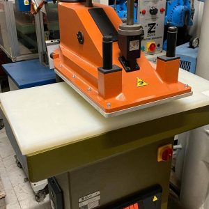Fustellatrice:Trancia ATOM Multiforce MF20