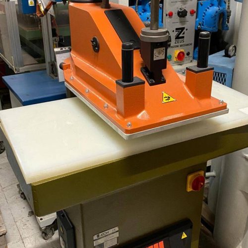 Fustellatrice:Trancia ATOM Multiforce MF20