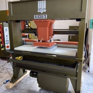 Fustellatrice:Trancia a ponte ATOM S525:2