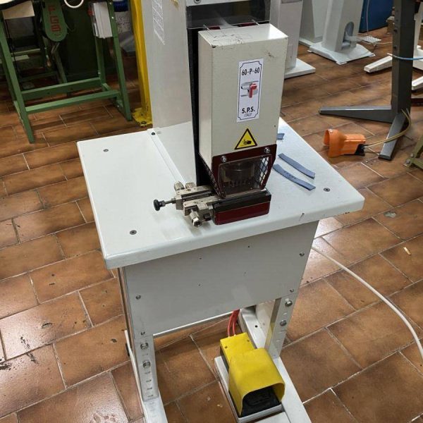 Macchina Bucacinturini S.P.S. pneumatica